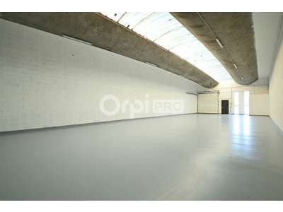 Location Locaux d'activités - Entrepôts à Saint-Priest