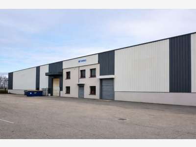 Entrepôt stockage 568m² à louer à Saint-Priest