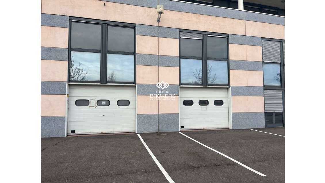 A louer local d'activité et bureaux Saint-Quentin