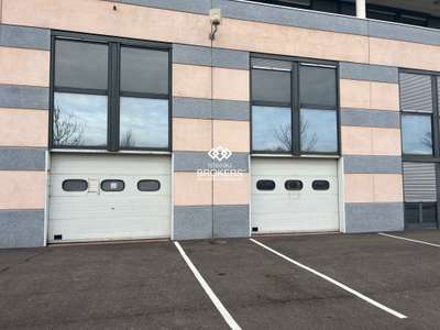A louer local d'activité et bureaux Saint-Quentin