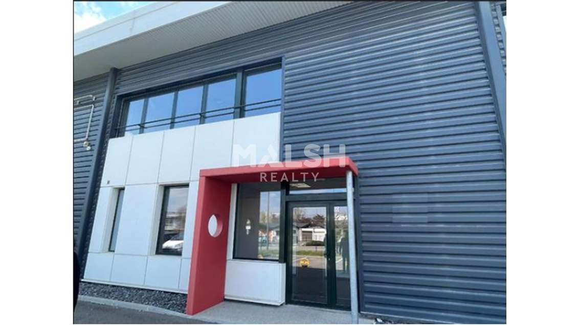 Locaux avec quai PL à Saint-Quentin-Fallavier