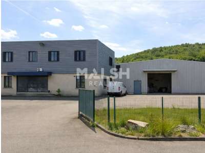 Location Locaux d'activités - Entrepôts à Saint-Quentin-Fallavier