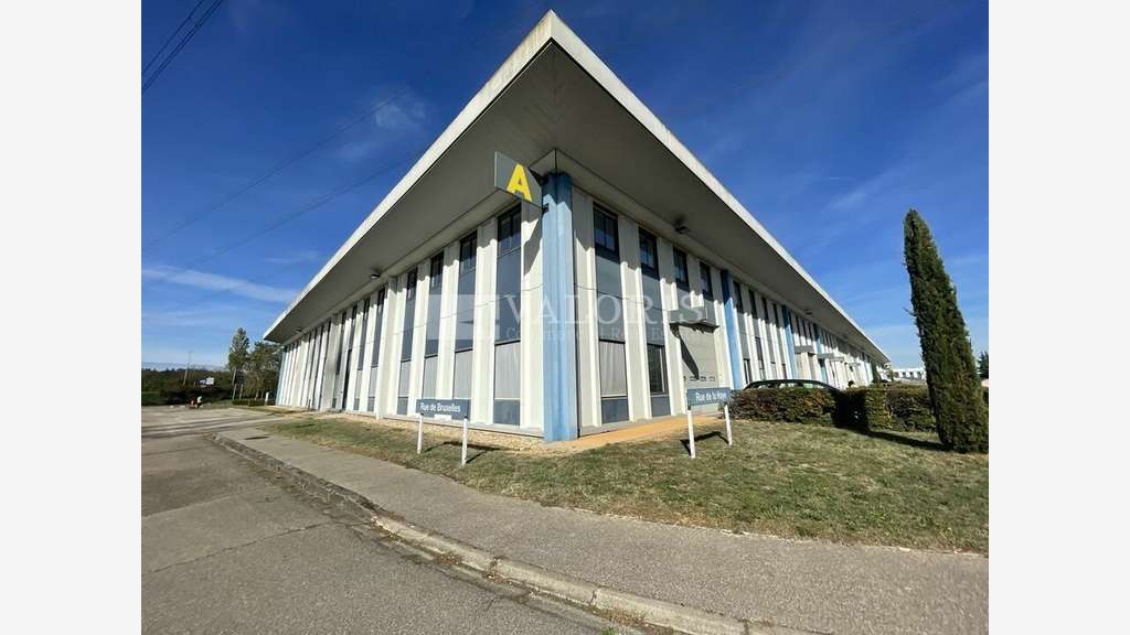 A louer cellules d'activités St-Quentin-Fallavier
