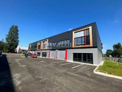 Location Locaux d'activités - Entrepôts à Saint-Quentin-Fallavier