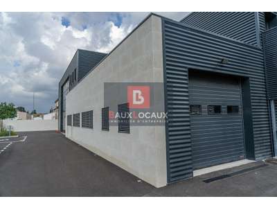 Location Locaux d'activités - Entrepôts à Saint-Rémy-de-Provence