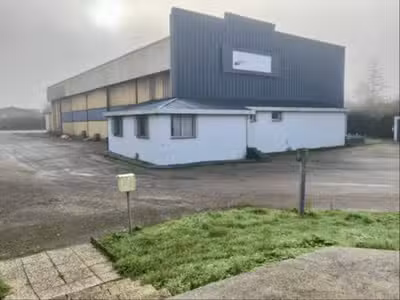 À vendre ou à louer – Locaux d'activités de 1 250 