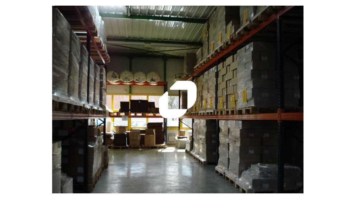 Situés dans un parc d'entreprises clos et sécurisé