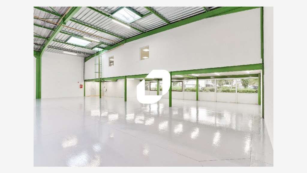 Situés dans un parc d'entreprises clos et sécurisé