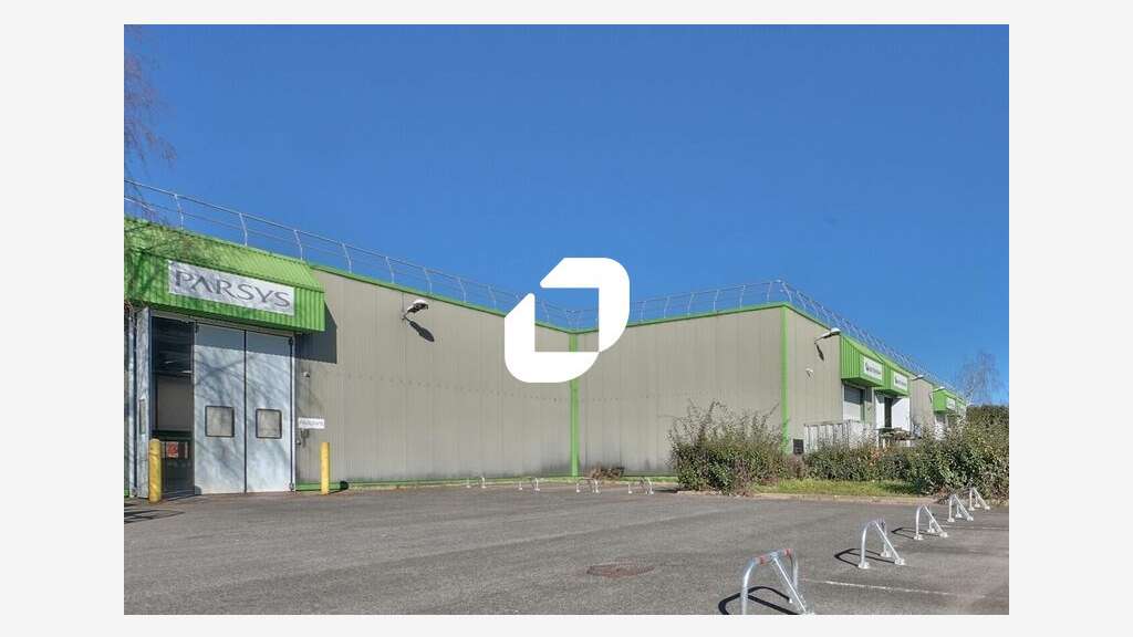Situés dans un parc d'entreprises clos et sécurisé