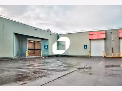 Situés dans un parc d'entreprises clos et sécurisé