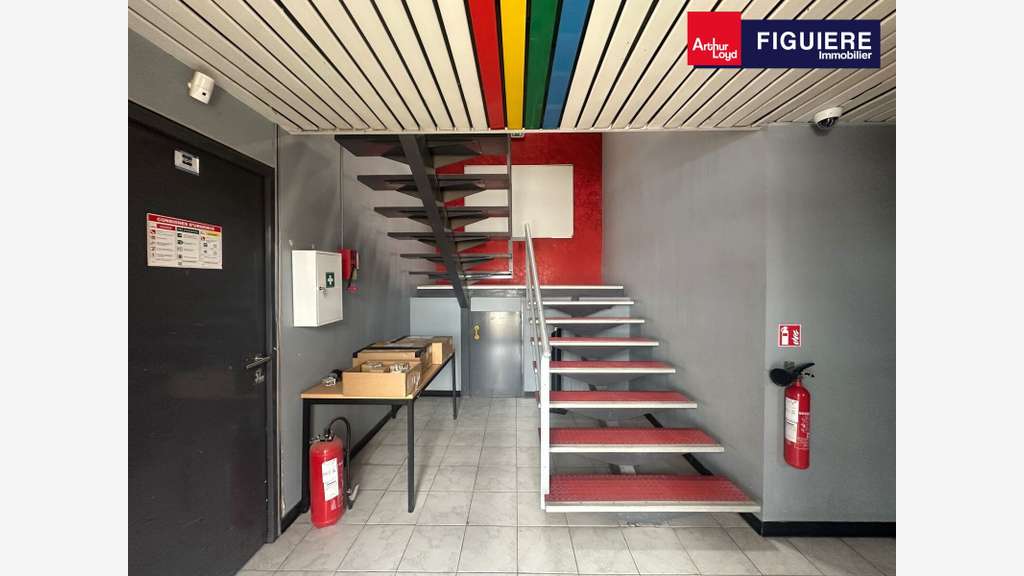 Bâtiment indépendant ZA de la Sipière St Victoret