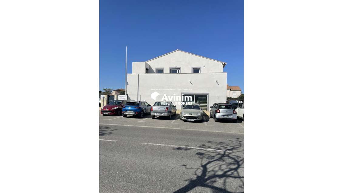 grand local centre ville vide et libre