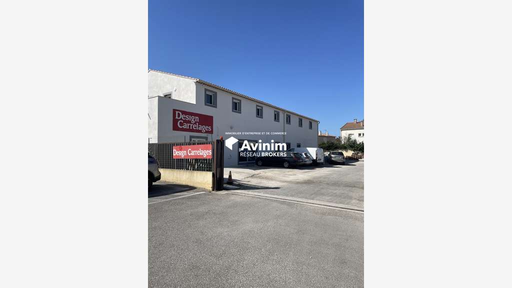 A louer grand local 170m² centre Saint-Victoret