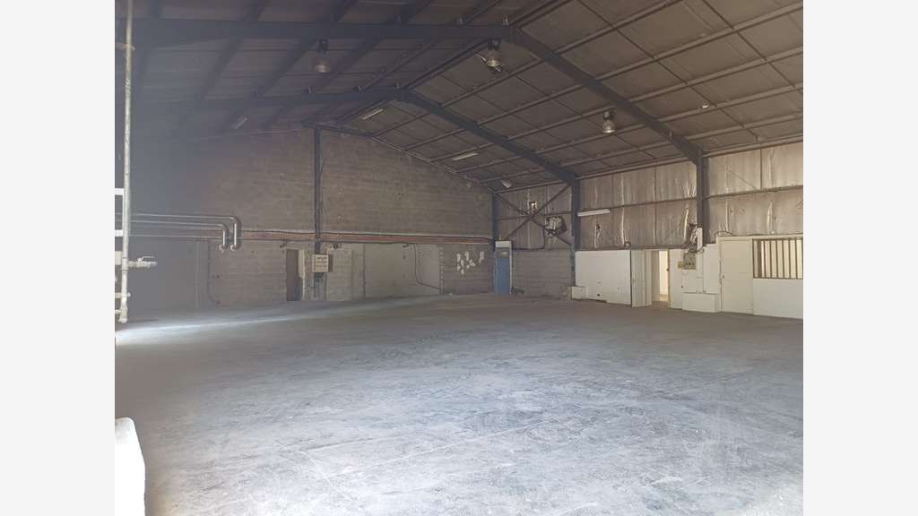Local 600m² à louer Saint Vincent de Mercuze (38)