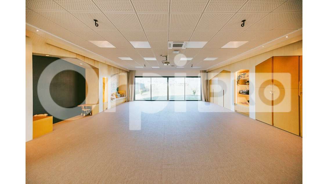 À louer plateau de 79m² décoré et aménagé Tyrosse 