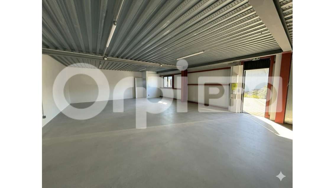 SAINT-VINCENT-DE-TYROSSE - LOCAL D'ACTIVITE à