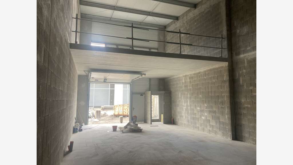 Cellules à louer à partir de 150m² ZA Casablanca