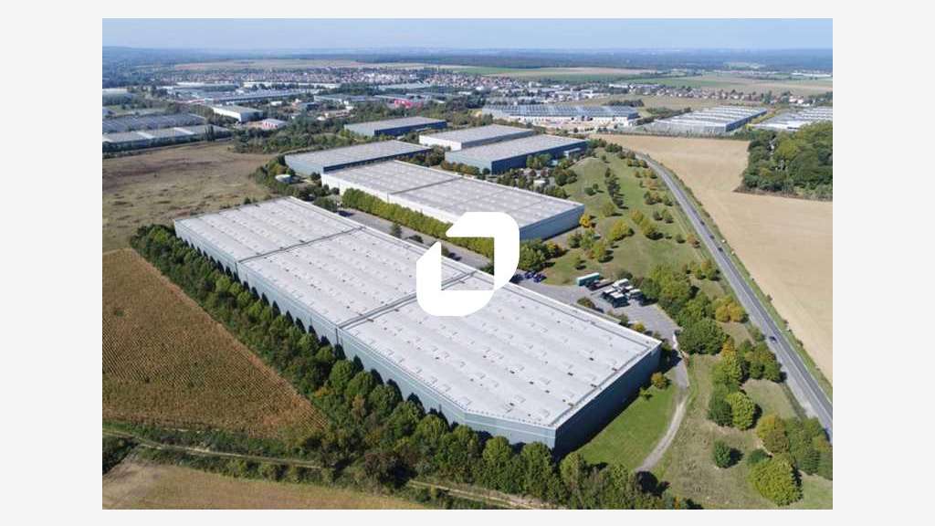 A louer Local d'activité 15704m² Saint witz