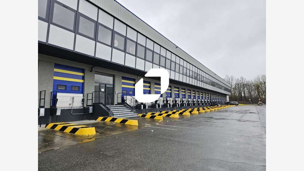 A louer Local d'activité 1322m² Saint witz