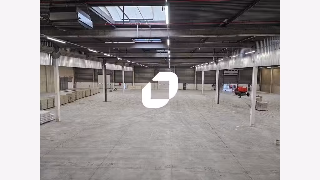 A louer Local d'activité 2686m² Saint witz