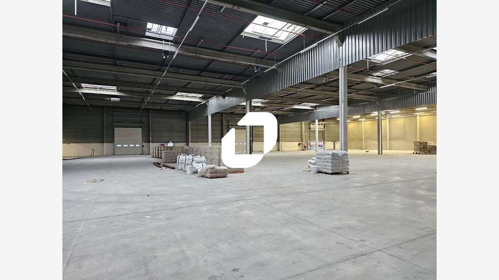 A louer Local d'activité 29598m² Saint witz