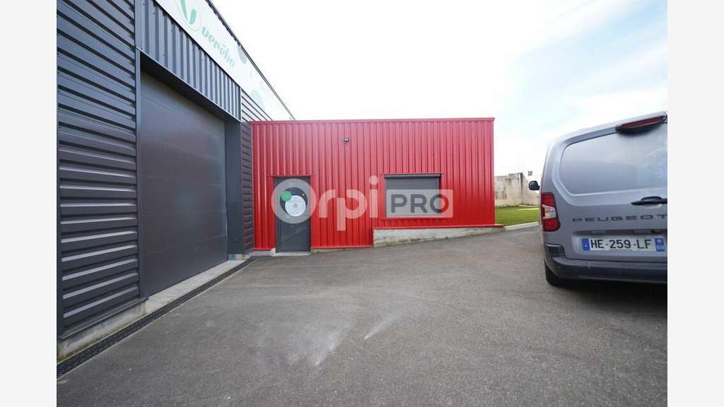 Local d'activité 180m² à louer à Sainte-Consorce