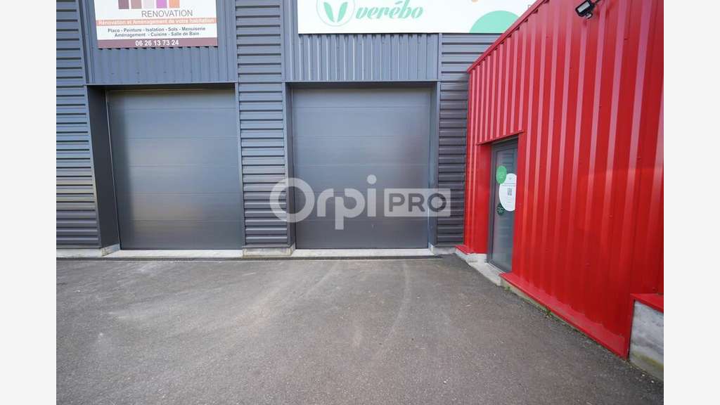 Local d'activité 180m² à louer à Sainte-Consorce