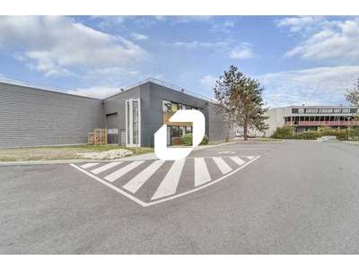 Location Locaux d'activités - Entrepôts à Sainte-Geneviève-des-Bois
