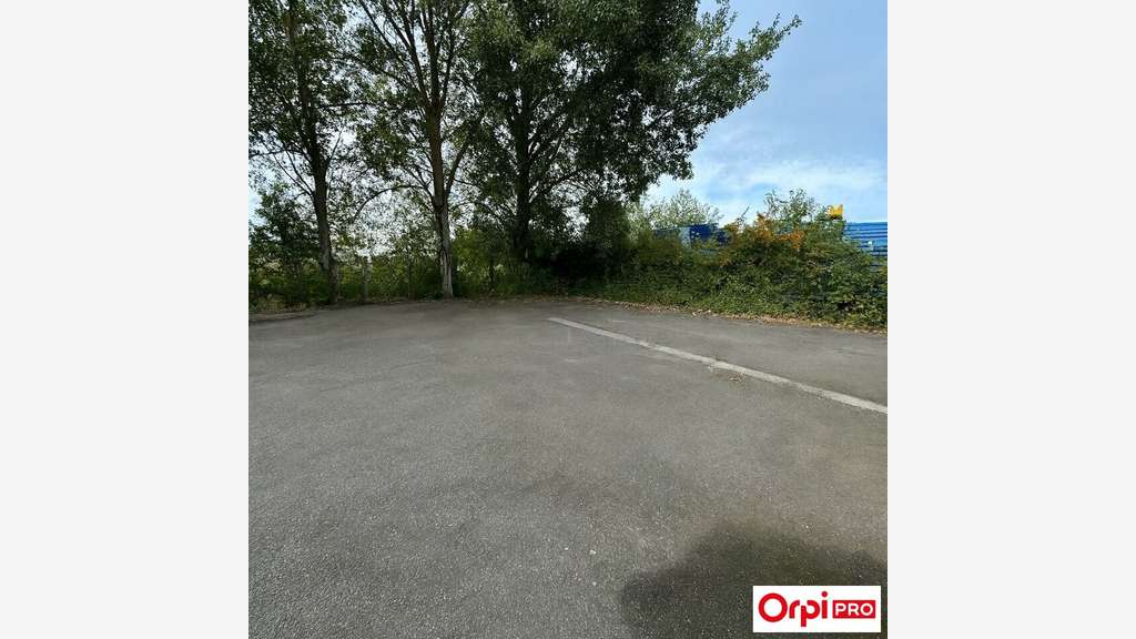 Loue local activités 230m² Ste Geneviève des Bois