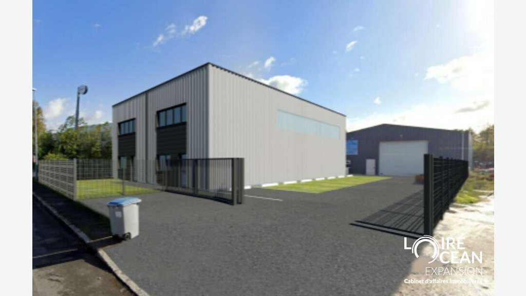 A louer local de 300m² à Sainte-Luce-sur-Loire