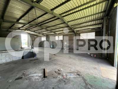 Location Locaux d'activités - Entrepôts à Sainte-Rose