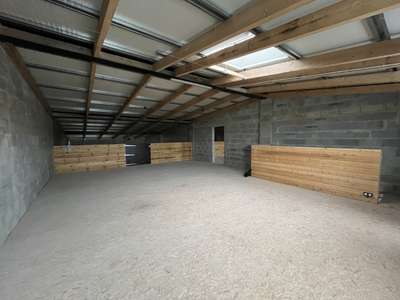 Location Locaux d'activités - Entrepôts à Sainte-Soulle