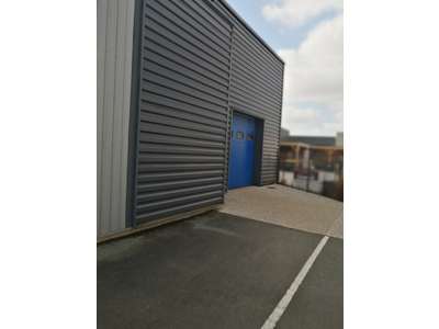 Location Locaux d'activités - Entrepôts à Salles-sur-Mer