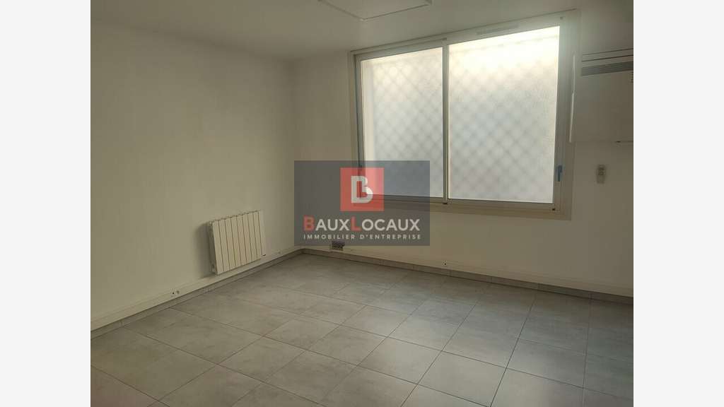 A louer local 56m² centre-ville Salon-de-Provence