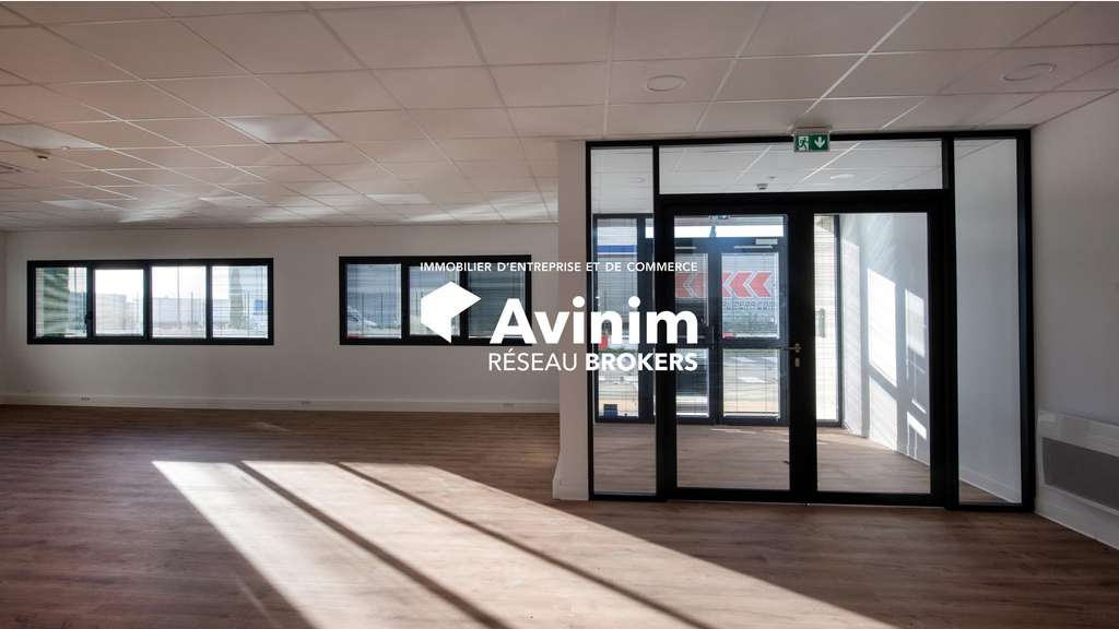 Entrepôt Logistique Classe A à louer à Salon