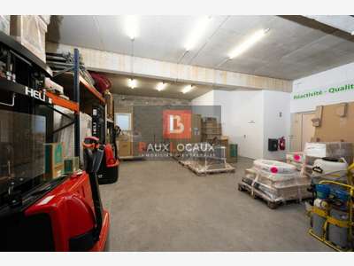 Location entrepot de 90m² à Salon de Provence