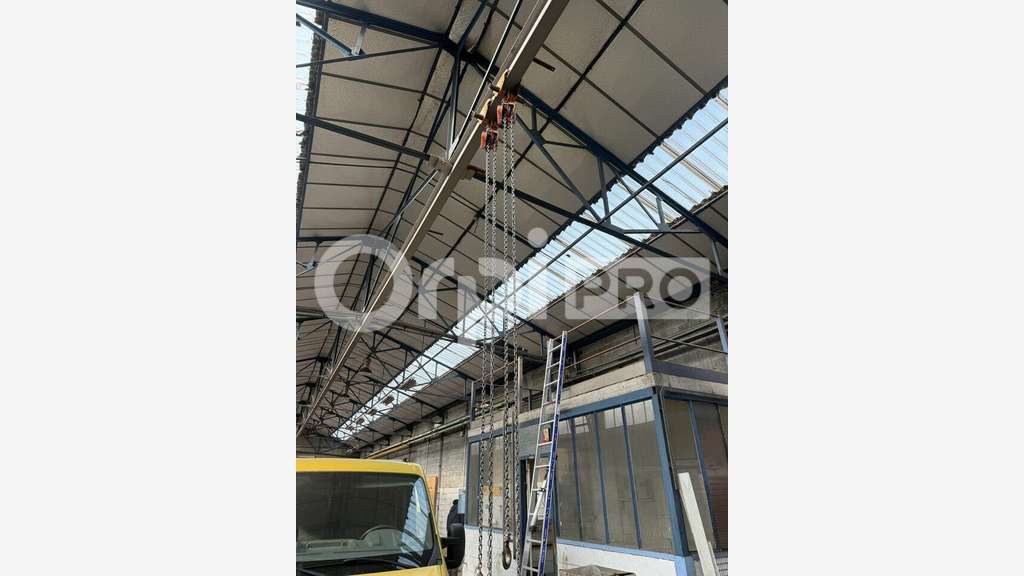 Local industriel 560m² à louer ZI Sandouville A29