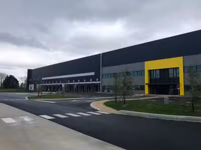 À louer – Entrepôt logistique de 24 323 m² divi
