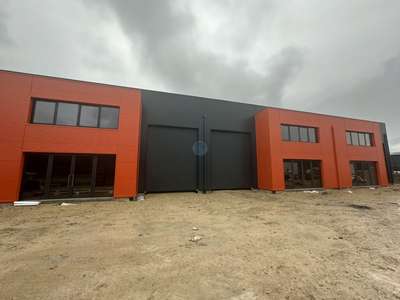 Location Locaux d'activités - Entrepôts à Saran