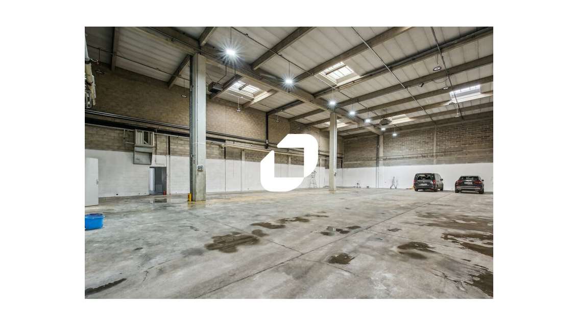 A louer Local d'activité 1057m² Sarcelles