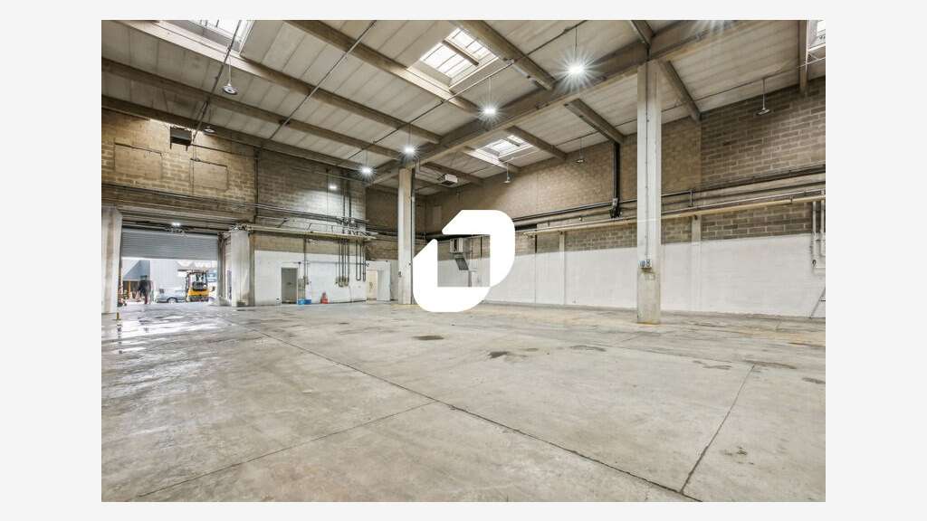 A louer Local d'activité 1057m² Sarcelles