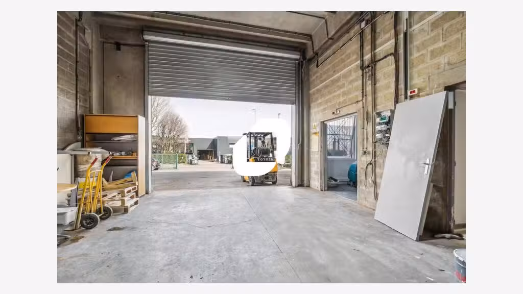 A louer Local d'activité 1057m² Sarcelles