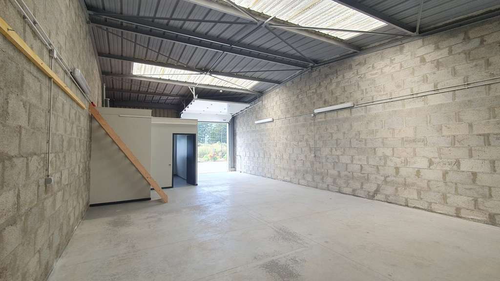 A louer local d'activité de 95m² à Sarzeau