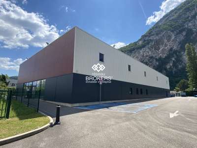 Location Locaux d'activités - Entrepôts à Sassenage
