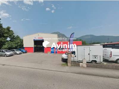 Location Locaux d'activités - Entrepôts à Sassenage