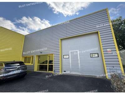 Location Locaux d'activités - Entrepôts à Sautron