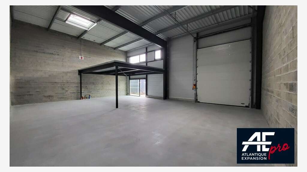 Cellule artisanales de 188m² à louer à Savenay