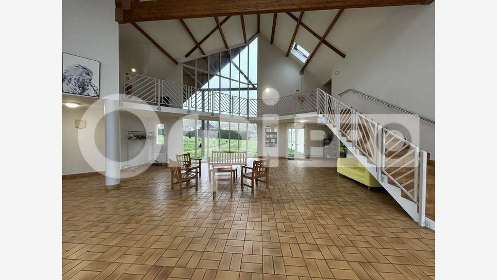 Location local professionnel de 68m² à Savignies