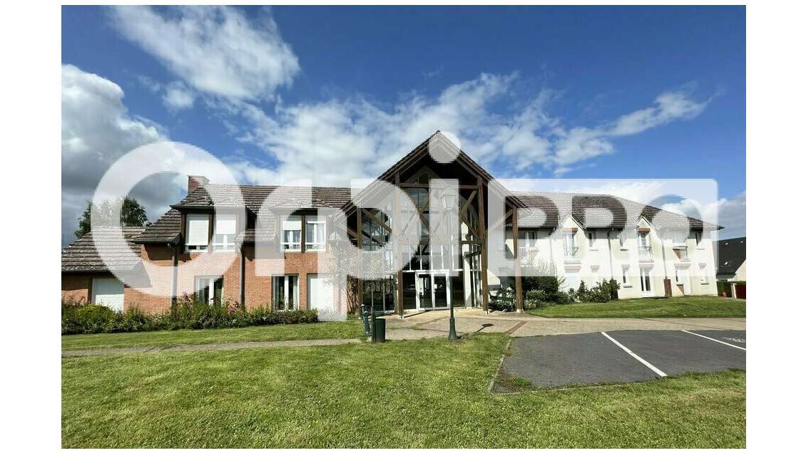 Location local professionnel de 68m² à Savignies