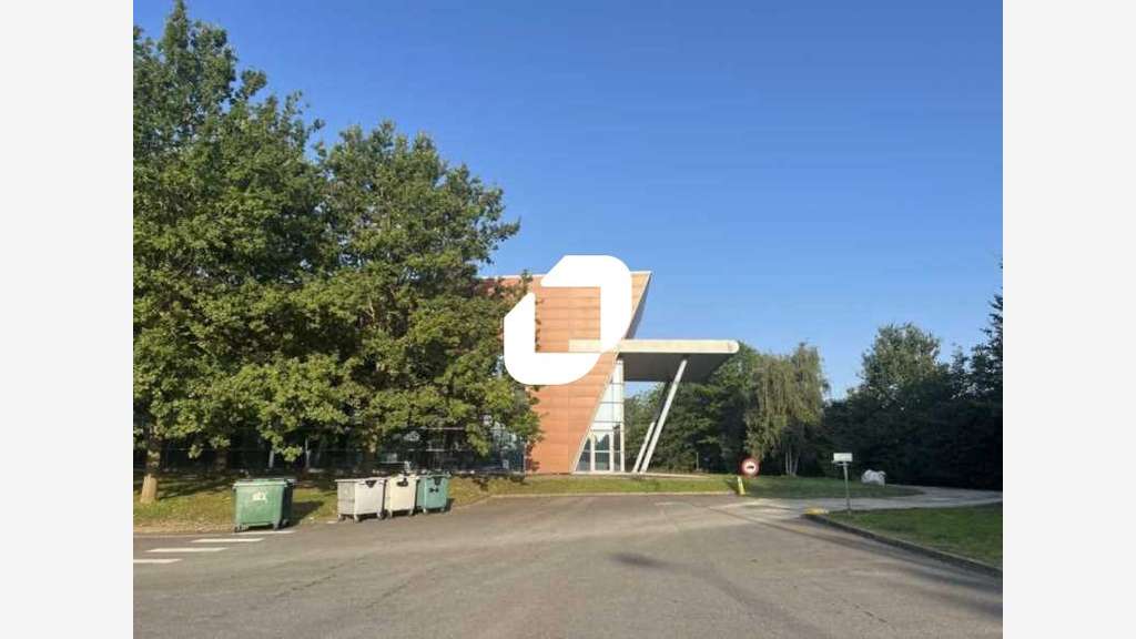 A louer Local d'activité 22582m² Savigny le temple